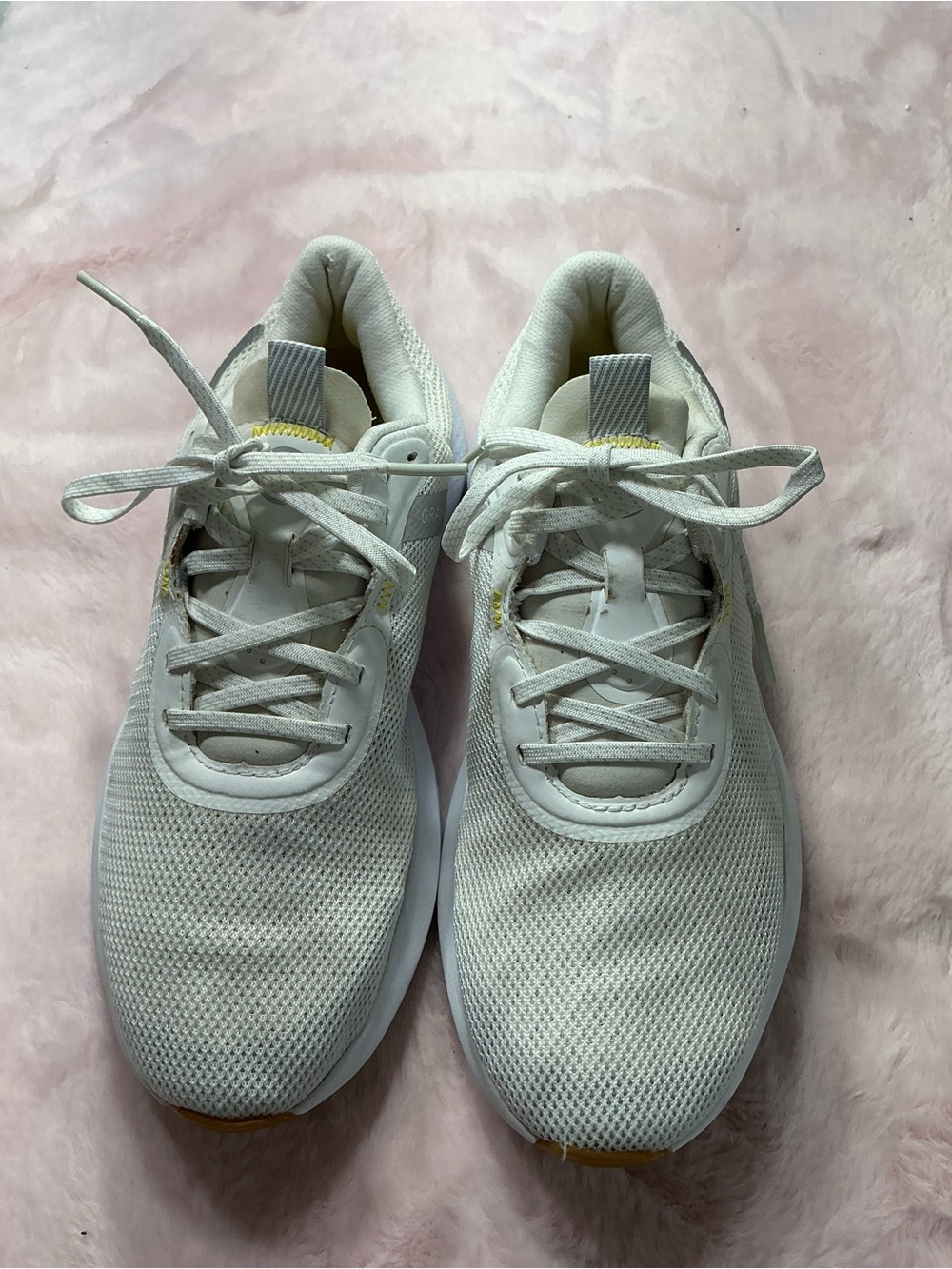 Cole Haan zero grand White Athletic Sneakers with Yellow Accents b104